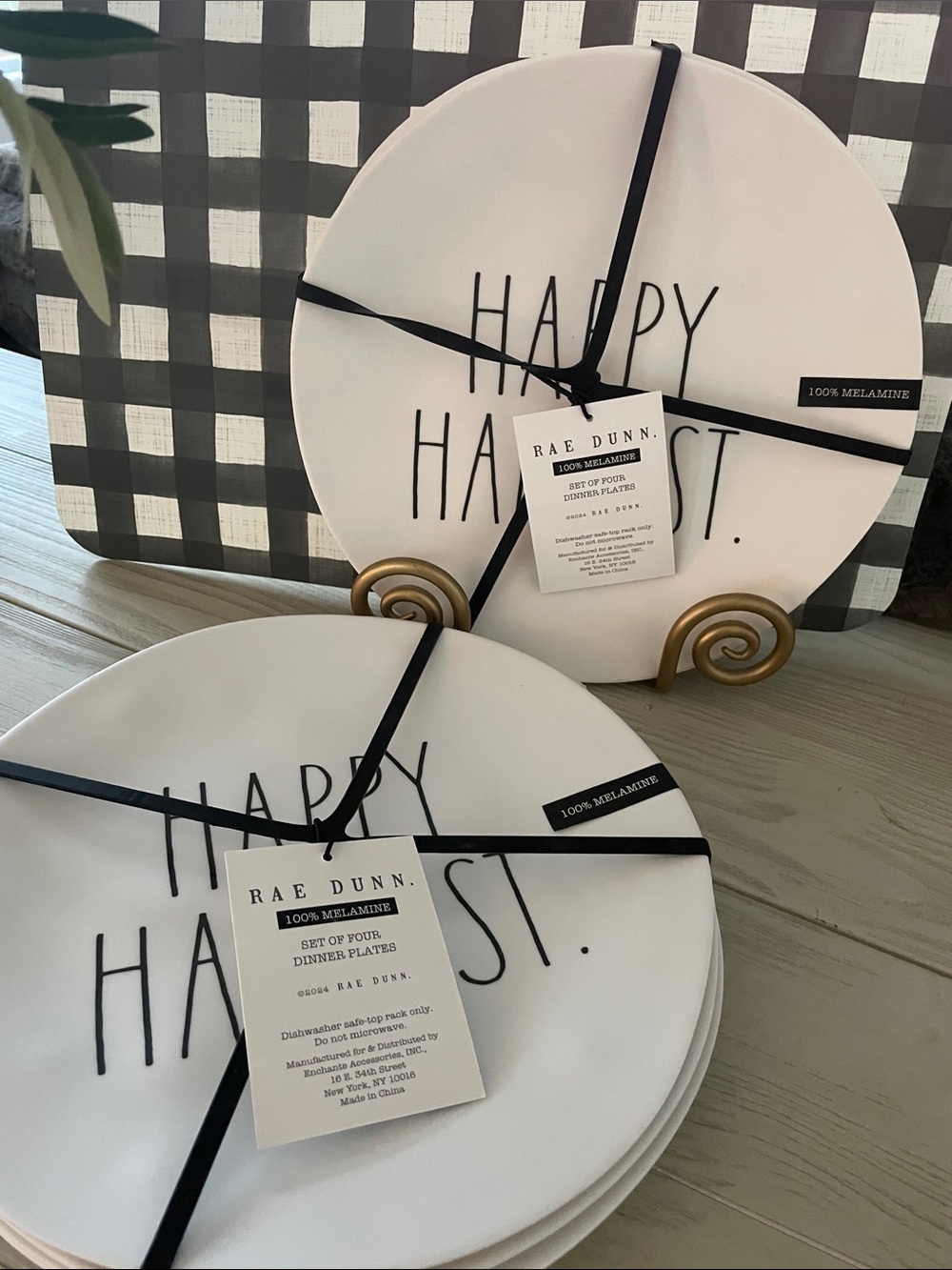 Rae Dunn White & Black "Happy Harvest" melamine dinner Plates (8)